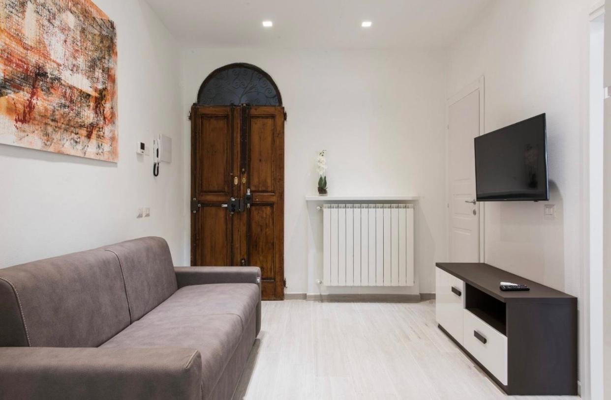 Modern Apartment In Флоренция Экстерьер фото